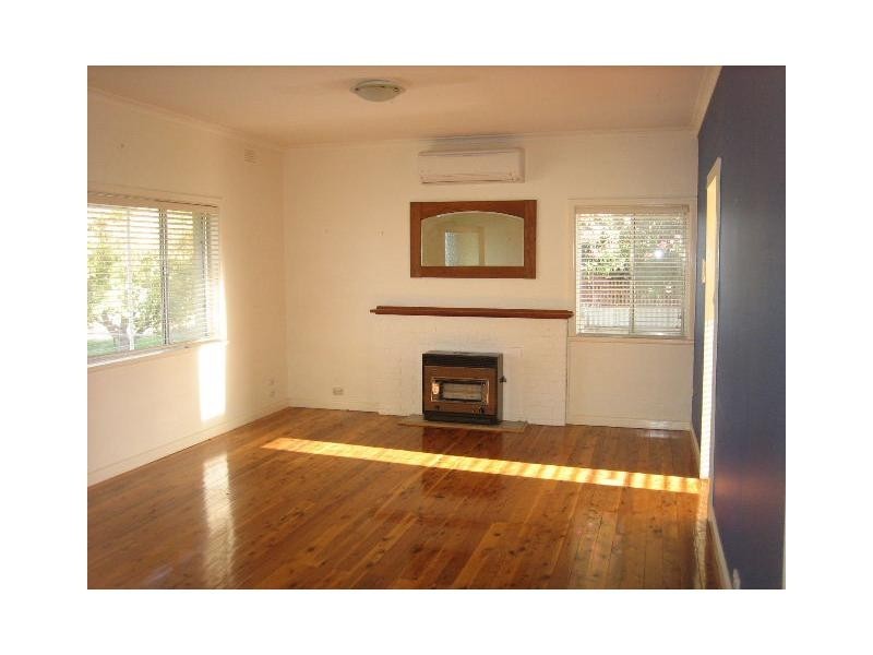 38 Cobram Street, Berrigan NSW 2712