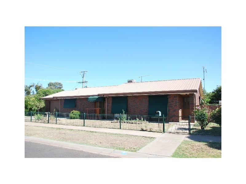 2 Mitchell Street, Cobram VIC 3644