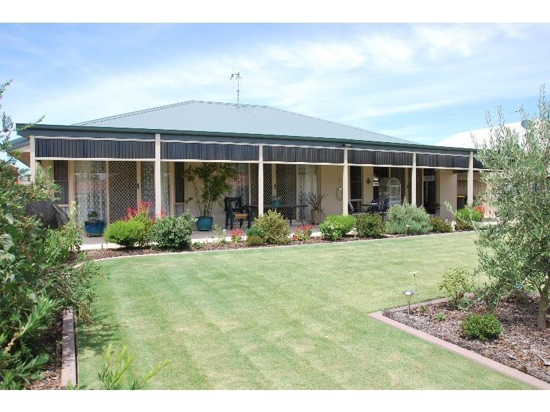 4 Rio Vista Court, Cobram VIC 3644