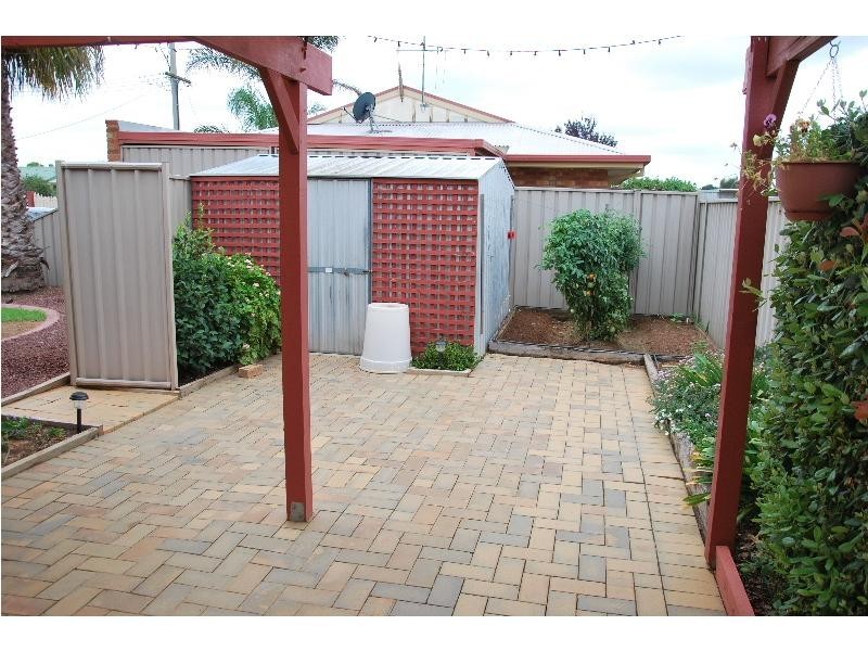 2/10A Wills Street, Cobram VIC 3644