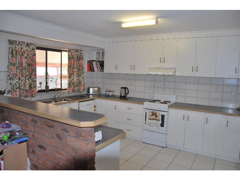 4 Amos Street, Yarroweyah VIC 3644