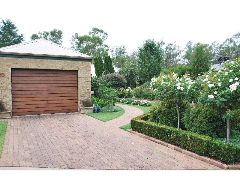 20 Burke Court, Cobram VIC 3644