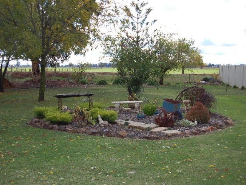 17 Moore Street, Katamatite VIC 3649