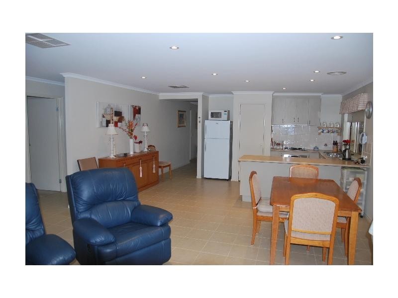 11 McKinley Court, Barooga NSW 3644