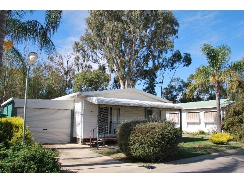 32 Oasis Drive , Oasis Village, Cobram VIC 3644