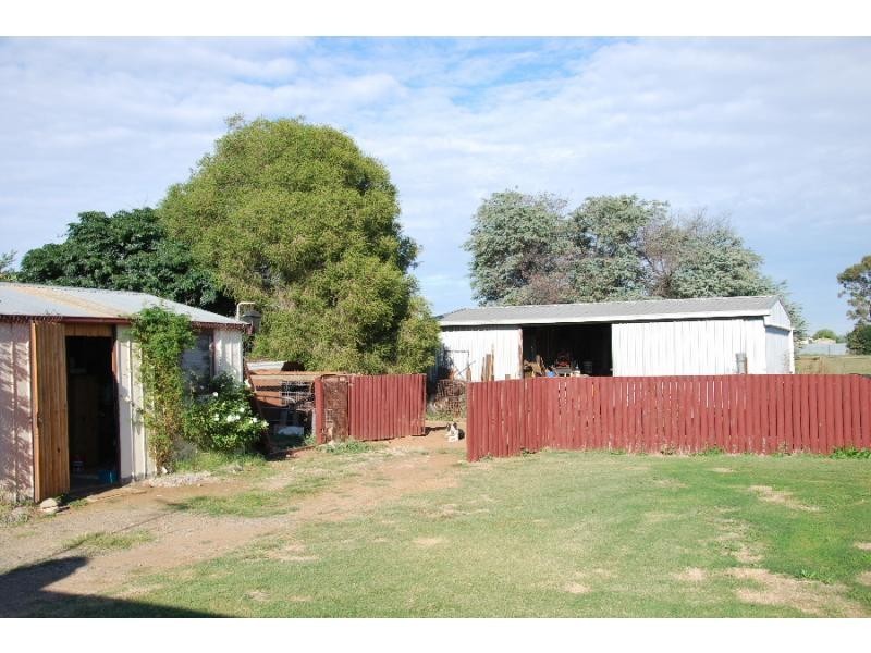 18 Goorang Street, Katamatite VIC 3649