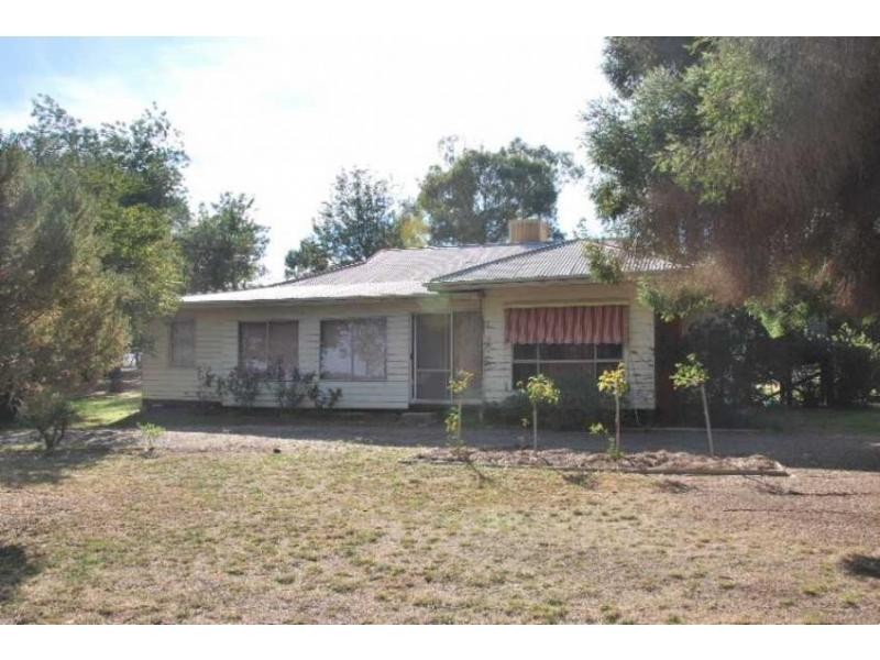 1724 Larissa Road, Yarroweyah VIC 3644