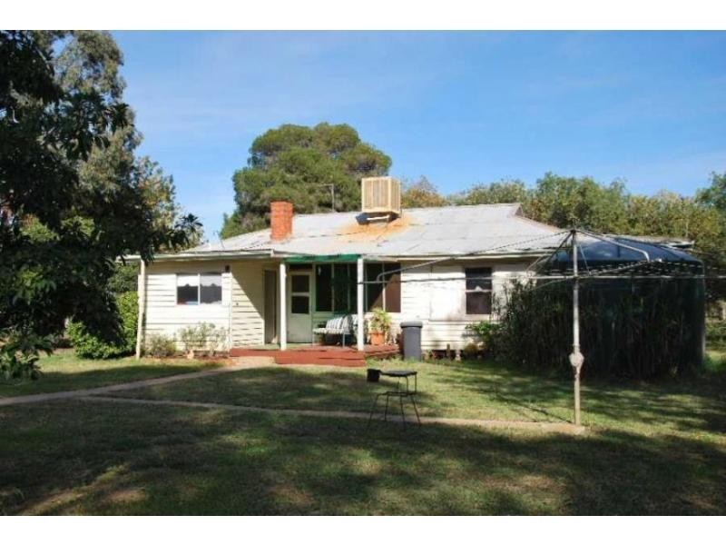 1724 Larissa Road, Yarroweyah VIC 3644