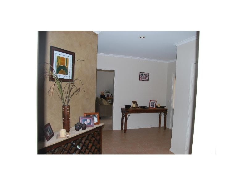 18 Sturt Street, Cobram VIC 3644