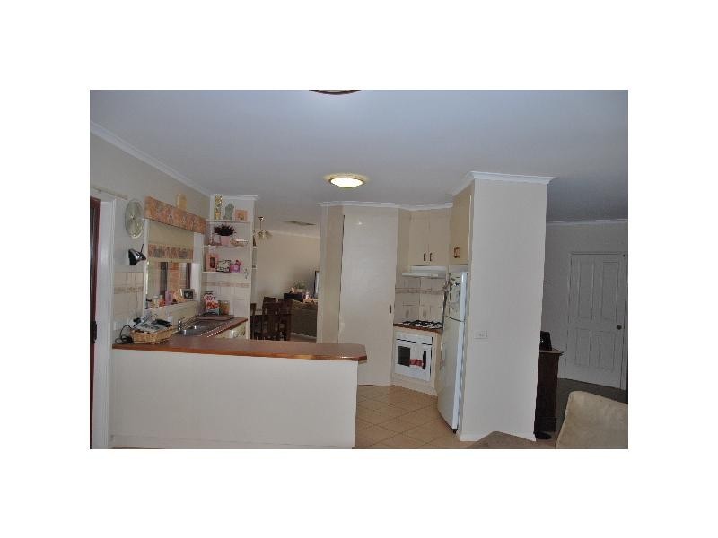 18 Sturt Street, Cobram VIC 3644