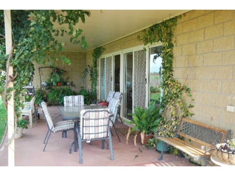 3075 Tocumwal-Mulwala Road, Barooga NSW 3644