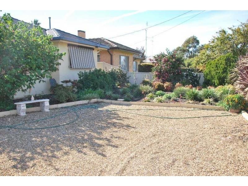 21 Alexander Avenue, Berrigan NSW 2712