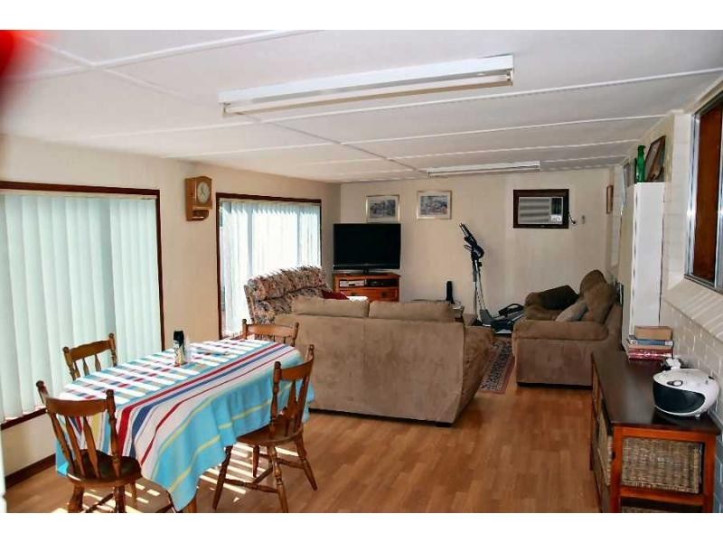 21 Alexander Avenue, Berrigan NSW 2712