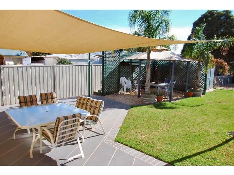 21 Alexander Avenue, Berrigan NSW 2712