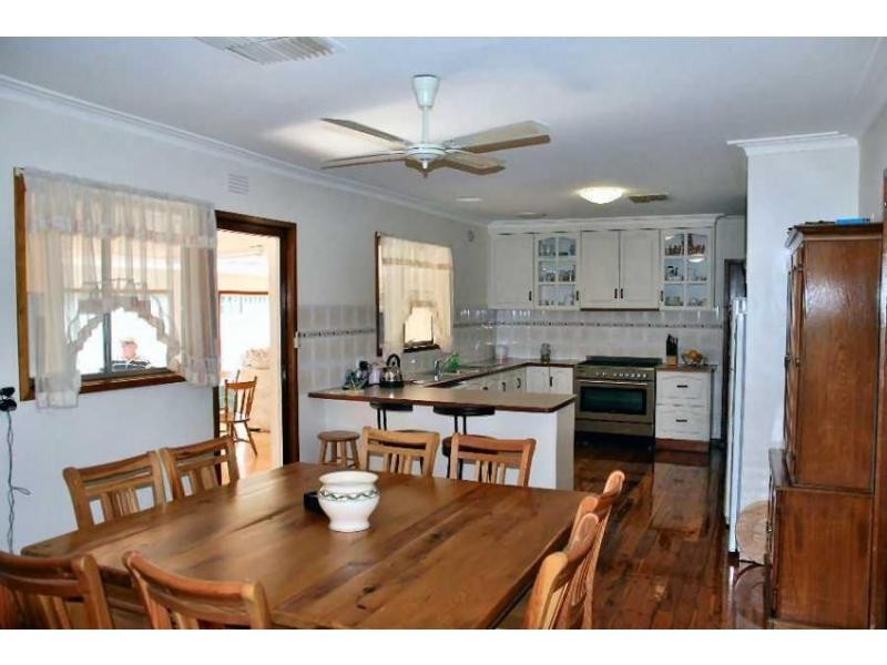 21 Alexander Avenue, Berrigan NSW 2712