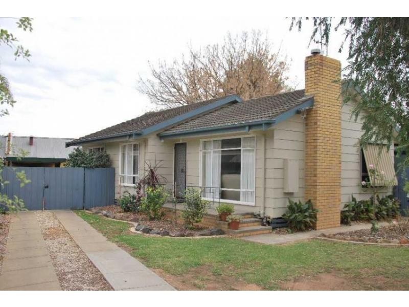 11 Wilkur Street, Cobram VIC 3644