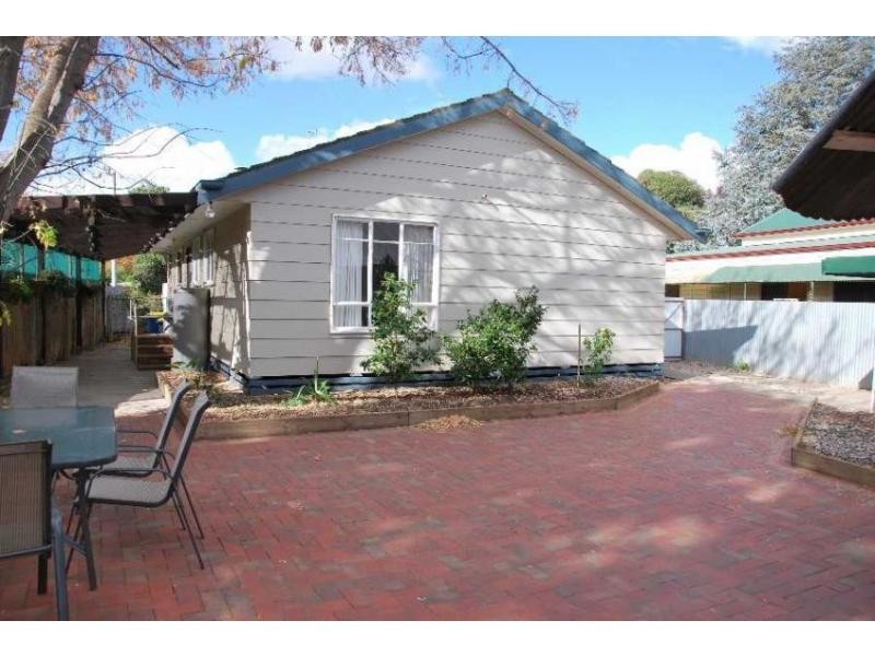 11 Wilkur Street, Cobram VIC 3644