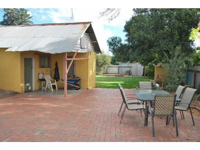 11 Wilkur Street, Cobram VIC 3644