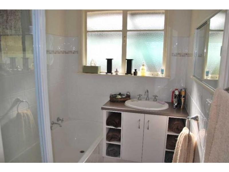 11 Wilkur Street, Cobram VIC 3644