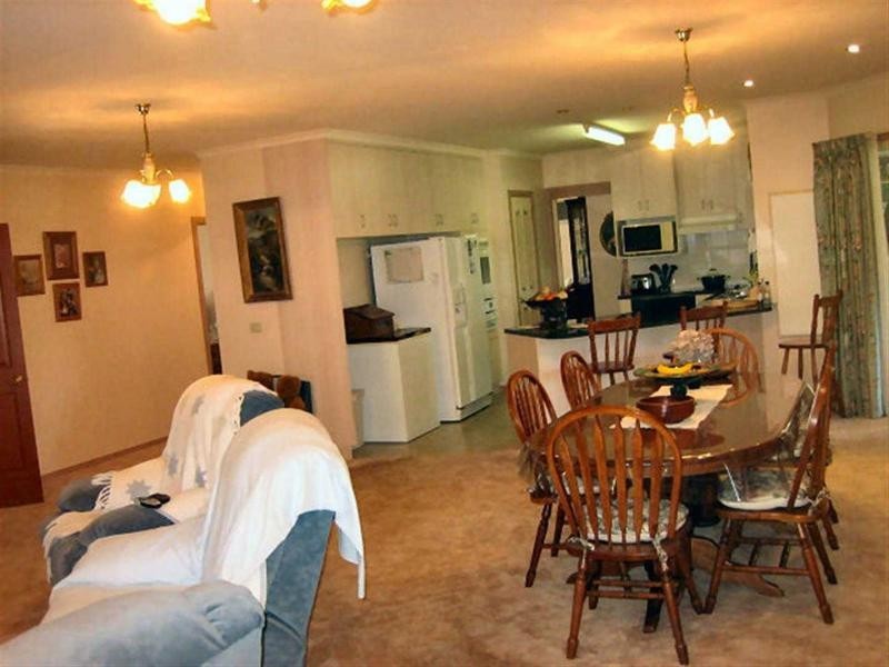 84 Coreen Street, Jerilderie NSW 2716