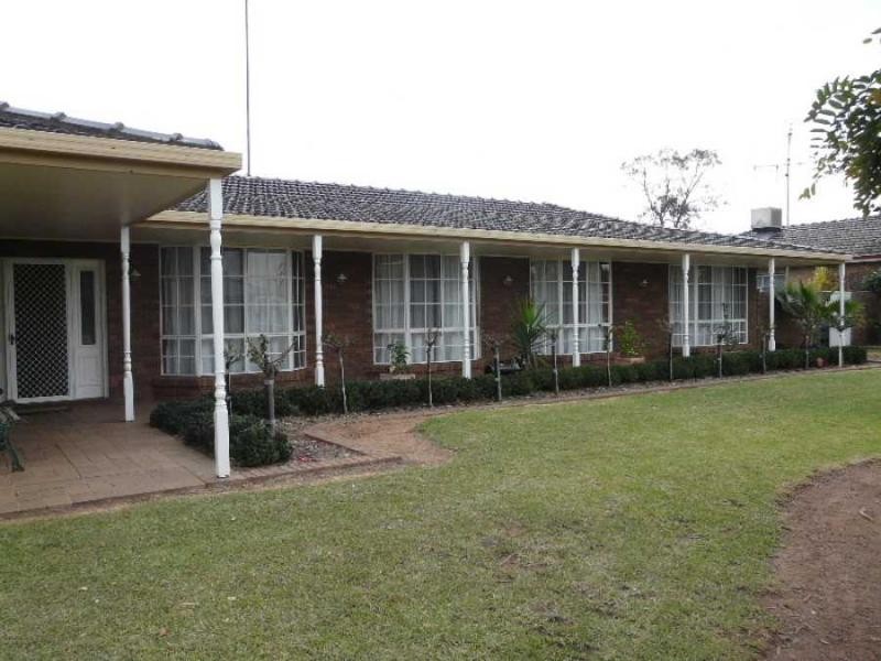 79 Coree Street, Finley NSW 2713
