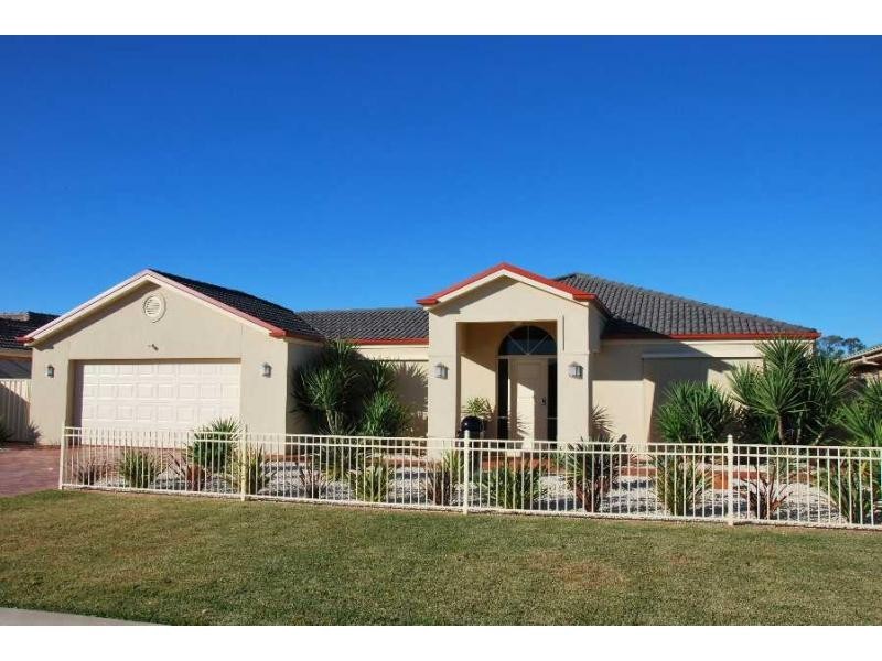 15 Gattuso Drive, Cobram VIC 3644