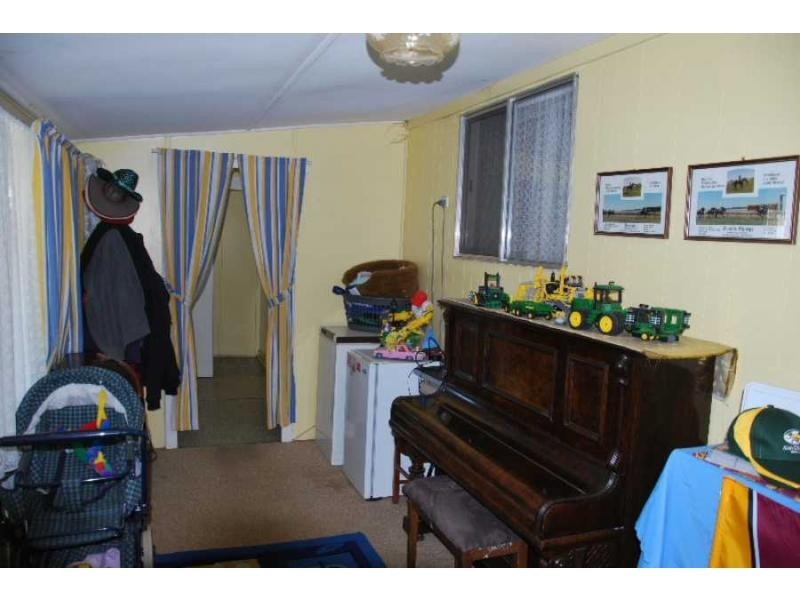 120 Denison Street, Finley NSW 2713