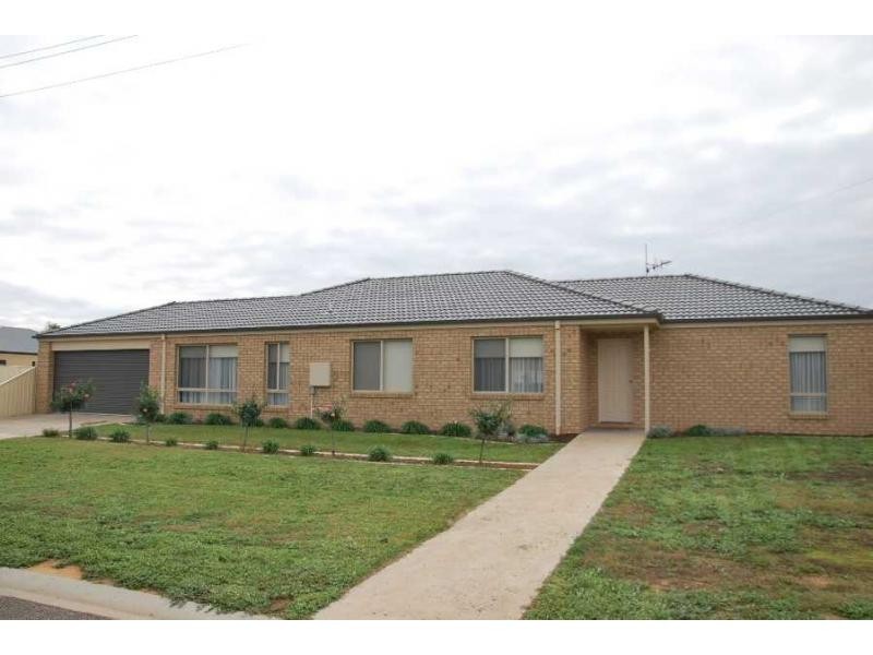 56 Lawson Drive, Barooga NSW 3644