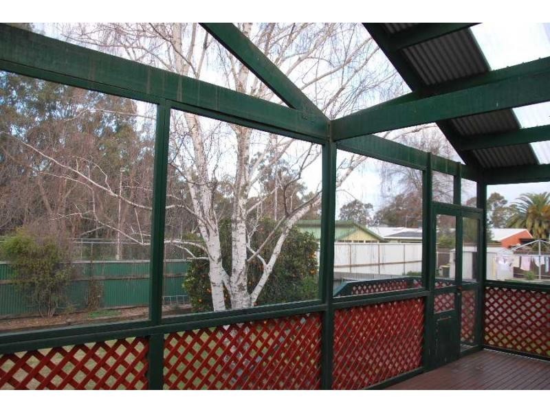 8 Lirrk Street, Cobram VIC 3644