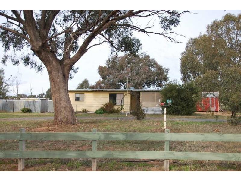 42 Myers Street, Bearii VIC 3641