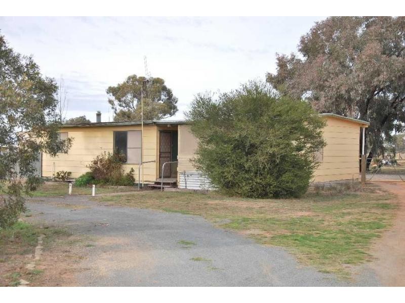 42 Myers Street, Bearii VIC 3641