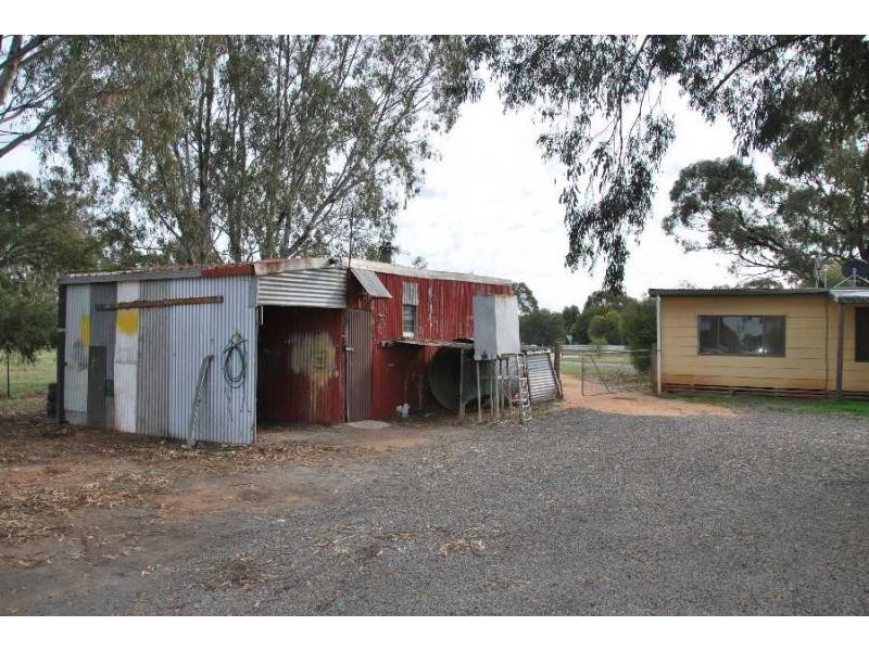 42 Myers Street, Bearii VIC 3641