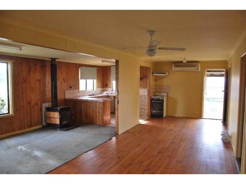 42 Myers Street, Bearii VIC 3641