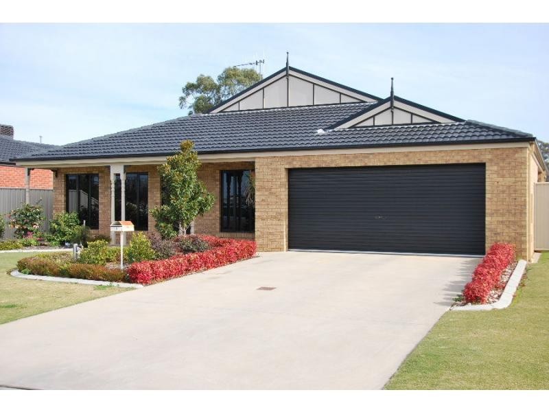 9 Grasso Drive, Cobram VIC 3644