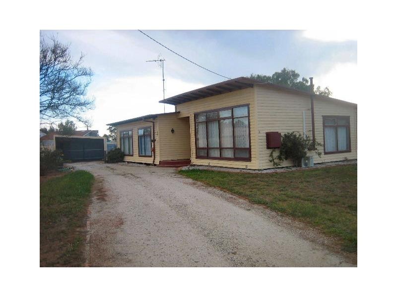 21 Flynn Street, Berrigan NSW 2712