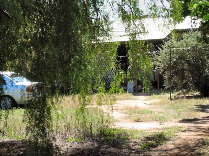 21 Young Street, Oaklands NSW 2646