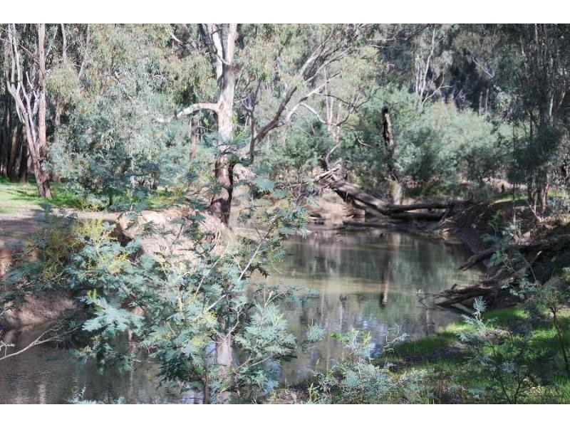 18 Collie Street, Barooga NSW 3644
