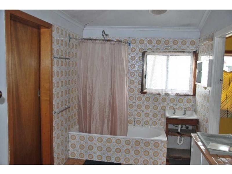 56 Murray Street, Finley NSW 2713