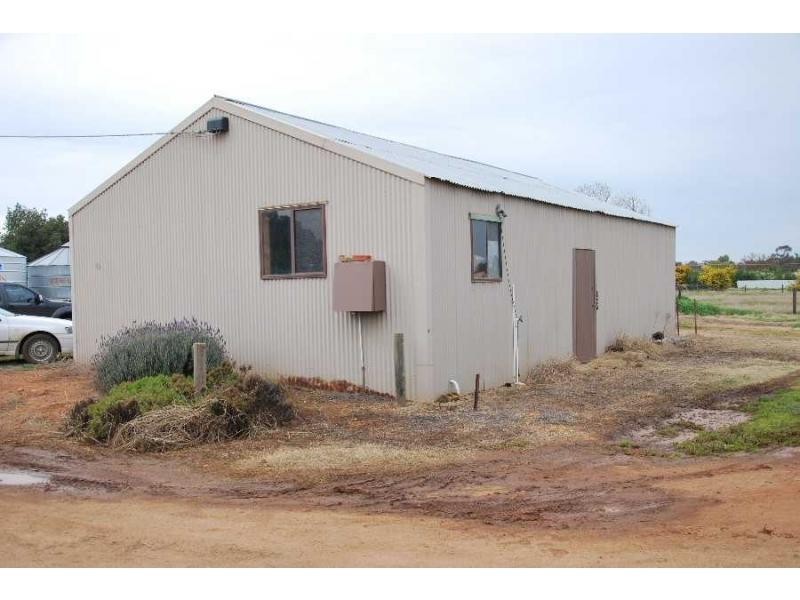 16 Brahe Street, Katamatite VIC 3649