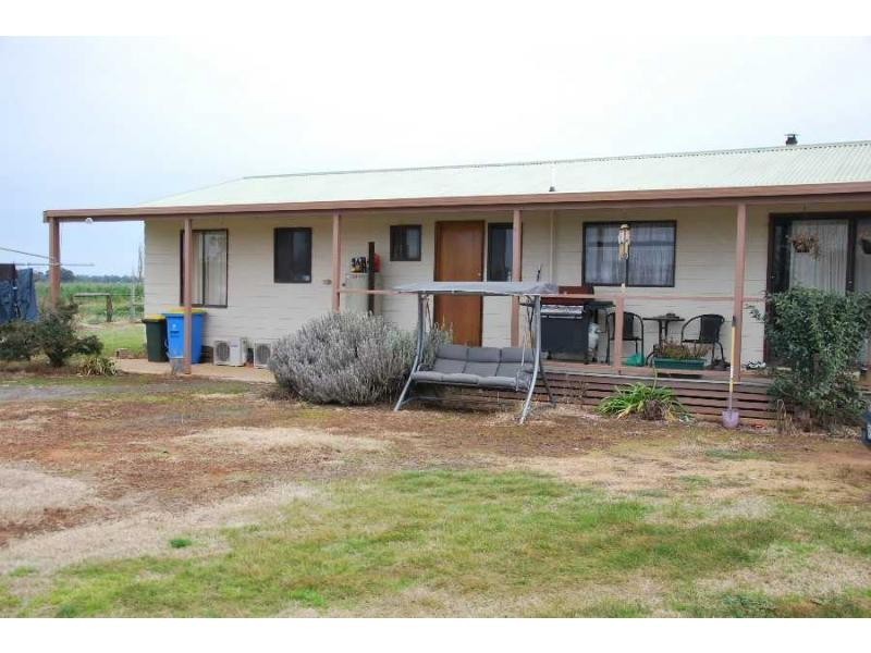 16 Brahe Street, Katamatite VIC 3649