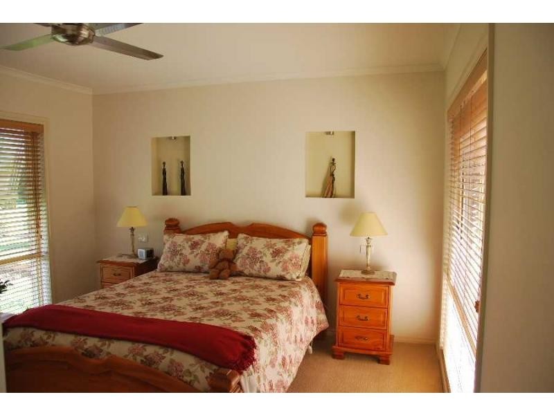 18 Catona Crescent, Cobram VIC 3644
