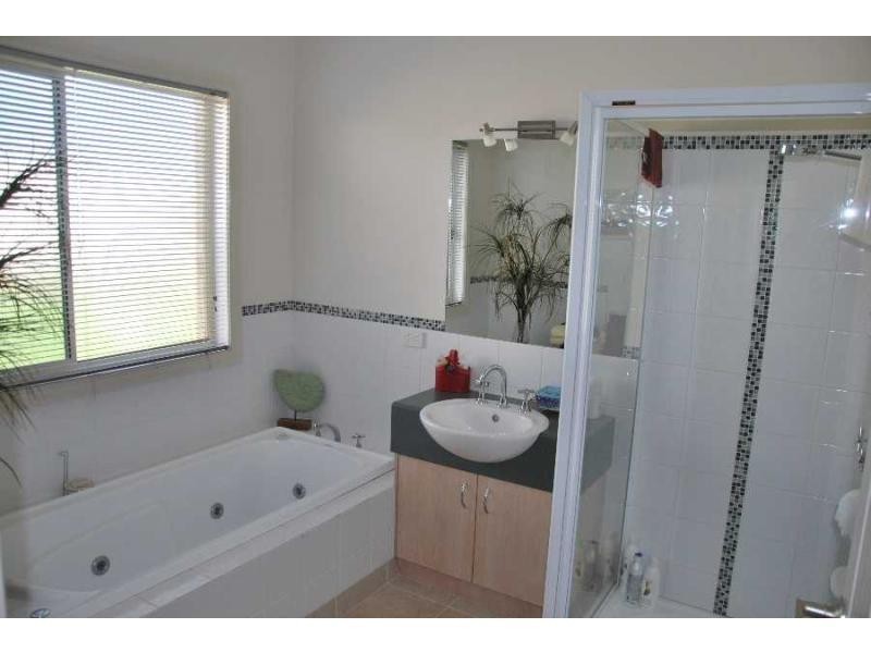 18 Catona Crescent, Cobram VIC 3644