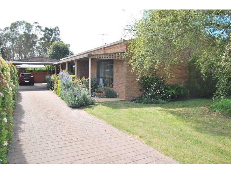 6 Bellis Court, Barooga NSW 3644