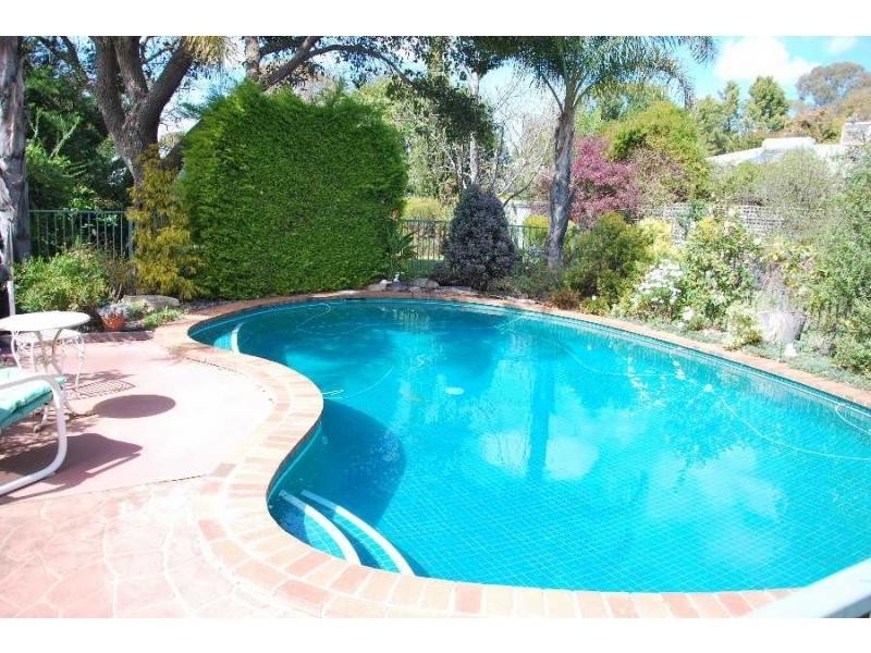 6 Bellis Court, Barooga NSW 3644