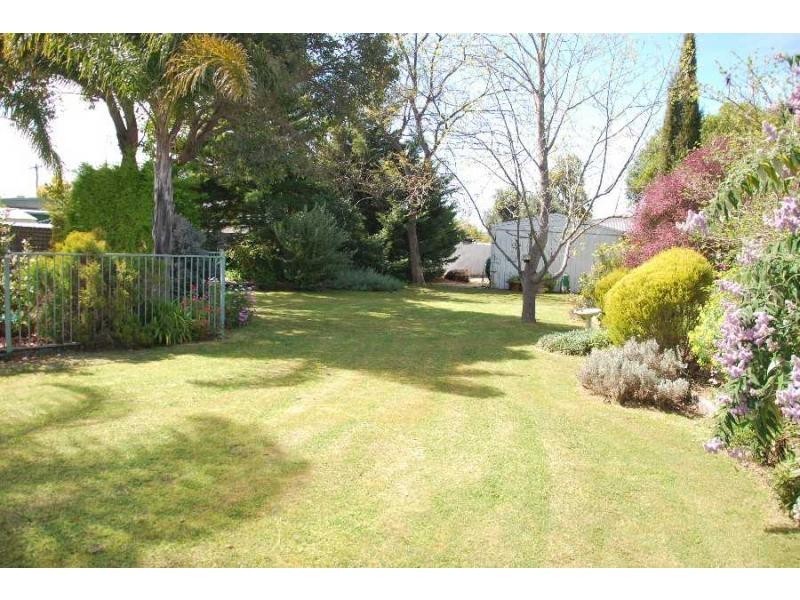 6 Bellis Court, Barooga NSW 3644