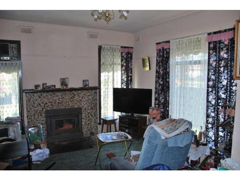 16 Wadeson Street, Cobram VIC 3644