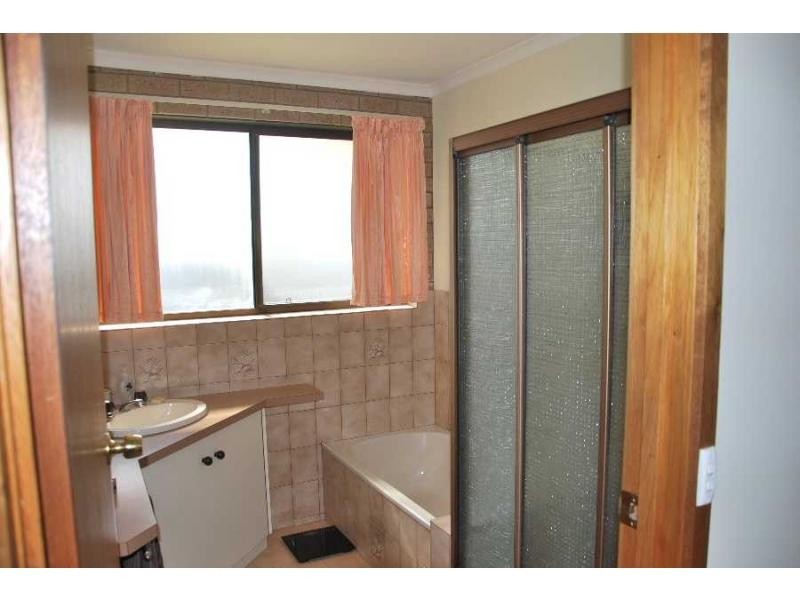 Unit 1/2 Queen Street, Cobram VIC 3644