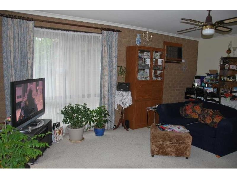 Unit 2/2 Queen Street, Cobram VIC 3644