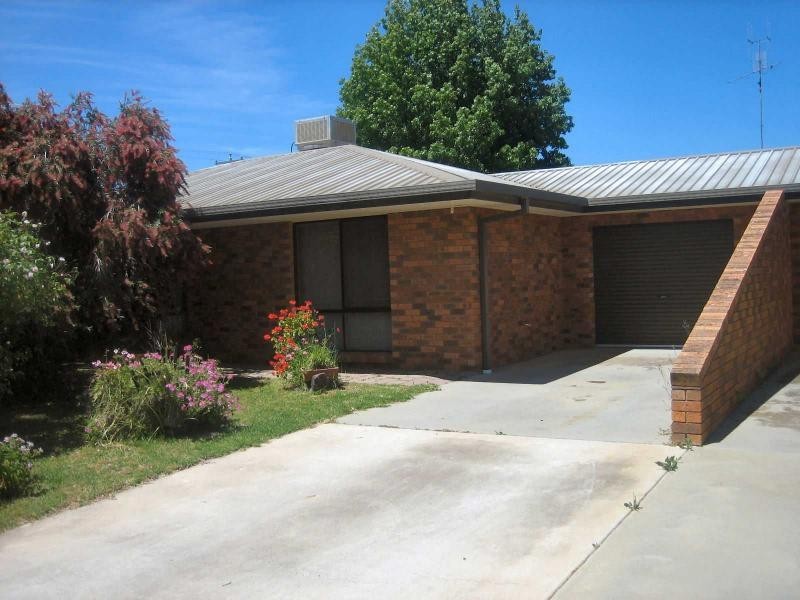 29 Cobram Street, Berrigan NSW 2712