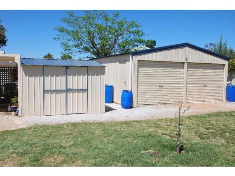 2 Haley Court, Tocumwal NSW 2714
